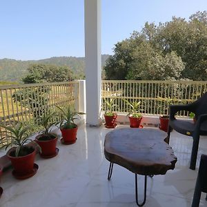 Charekh Food & Forest